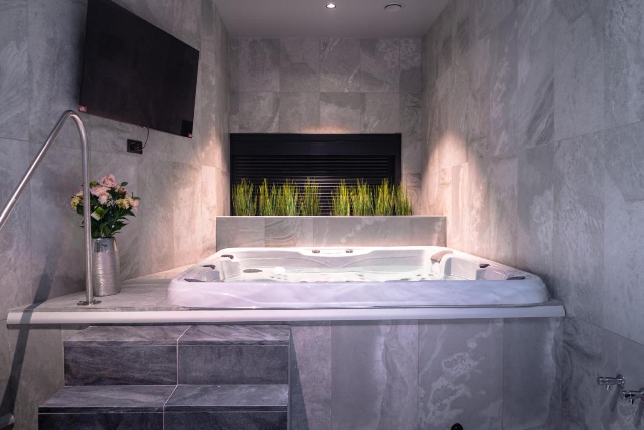 Set Spa Mouscron Zewnętrze zdjęcie